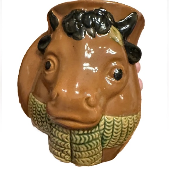 Giftcraft Hand Warmer Mug Cute Bull With Scarf 15 Oz Capacity Gift Worthy
Mug - Picture 2 of 10